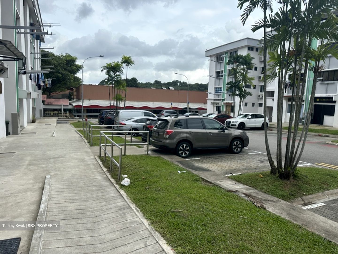 Mayflower Shopping & Food Centre (D20), Shop House #403589141